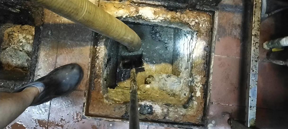 向阳污水池清理一般都有毒气，怎么预防中毒呢？